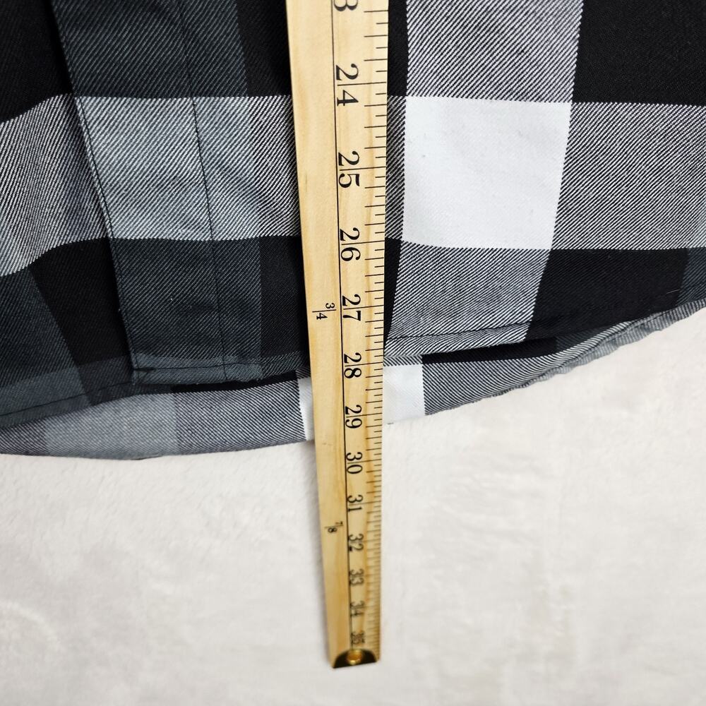 Dixxon Finish Line Flannel Shirt Mens Small Button Up Black White Plaid Casual - Picture 10 of 10